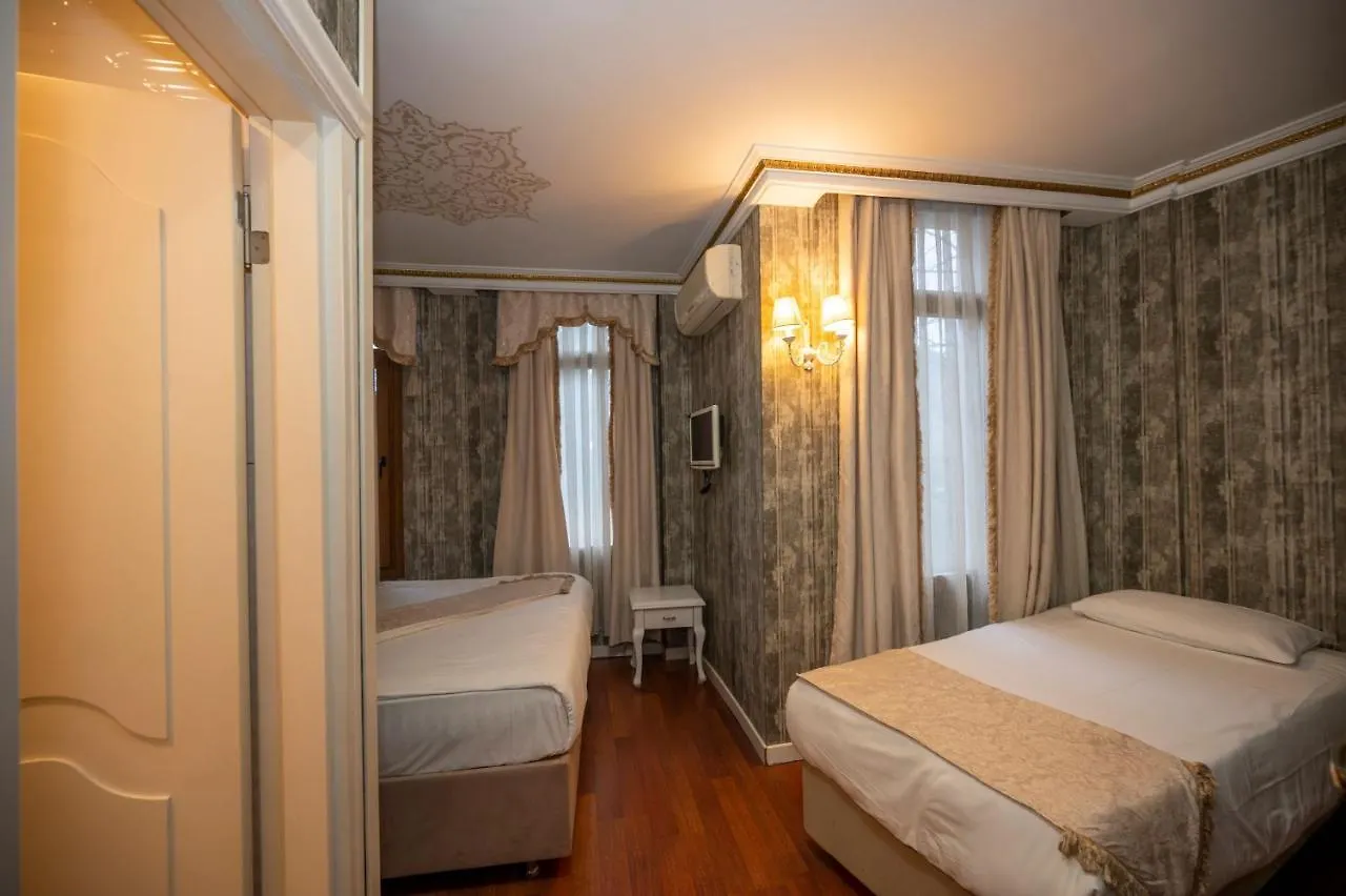 Fuat Bey Palace Hotel & Suites Istanbul 4*,