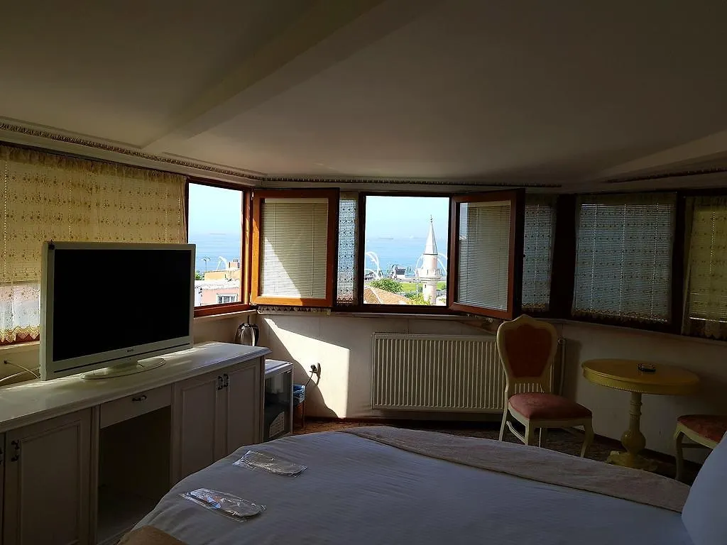 Fuat Bey Palace Hotel & Suites Istanbul Bed & Breakfast