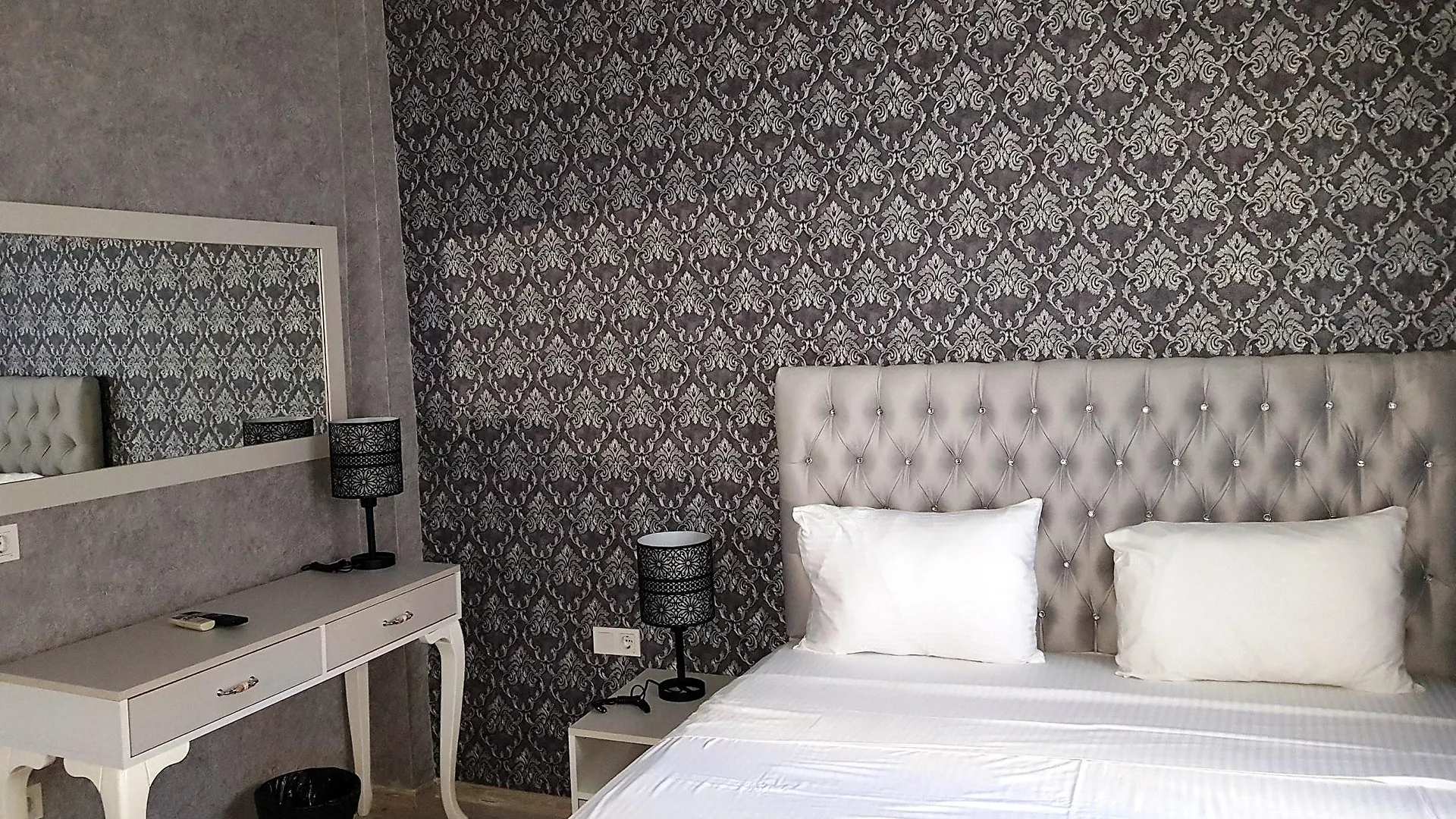 Küpeli Palace Otel İstanbul