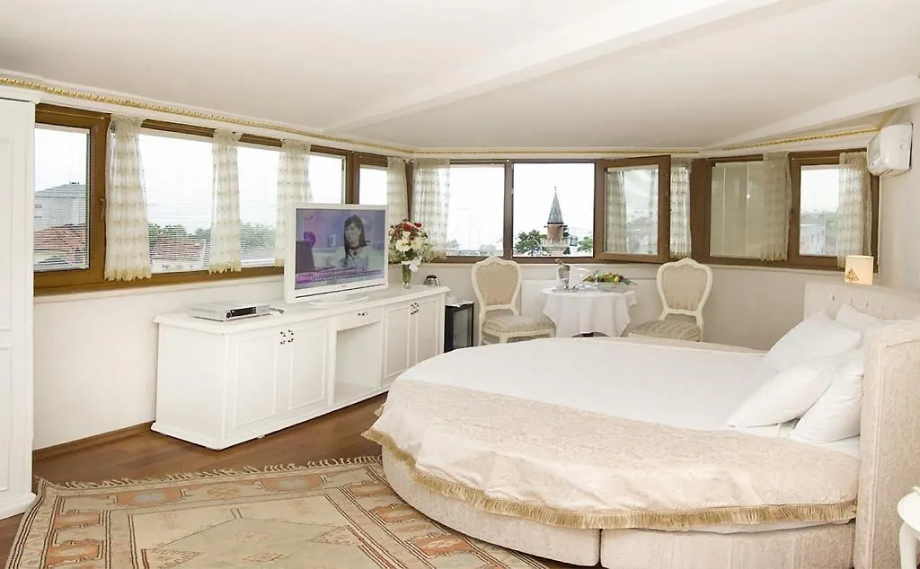 Fuat Bey Palace Hotel & Suites Стамбул 4*,